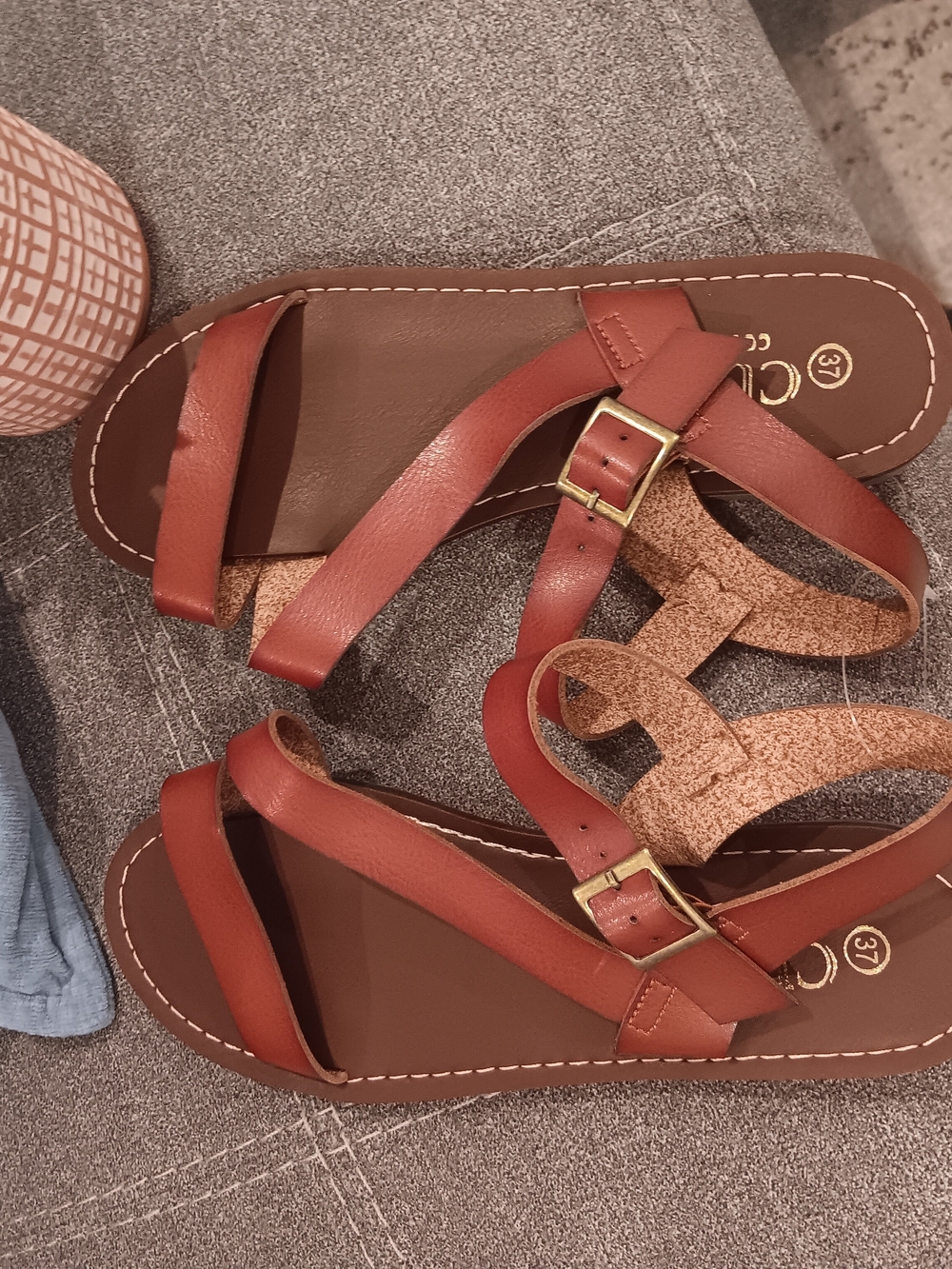 & Other Stories Tan Brown Strappy Buckle Sandals